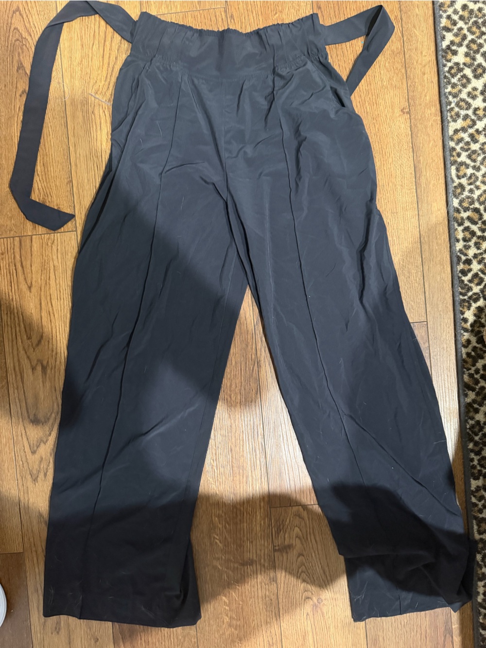 NWOT Lululemon noir pants size 8 black - Picture 5 of 6